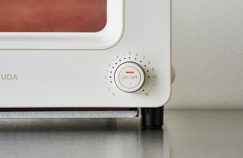 BALMUDA The Toaster (220V / UK Type-G Plug) - White